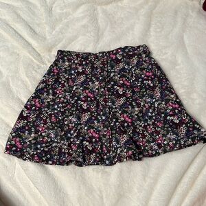 American Eagle Floral Skirt